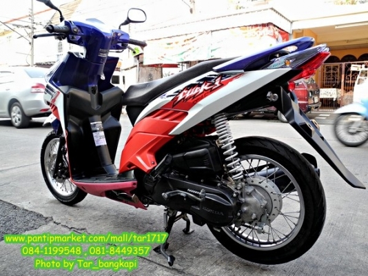 Honda  Click I ลาย Street ขาว-แดง (2011)