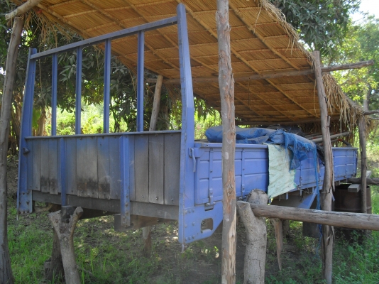 ขายกระบะ 6 ล้อกลาง