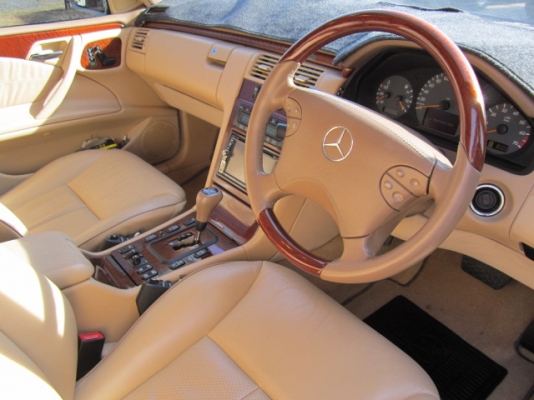 ขายเก๋ง/เบ็นซ์/E240/ปี2000 สวยสุดๆ ขายเก๋ง/เบ็นซ์/E240/ปี2000 สวยสุดๆ