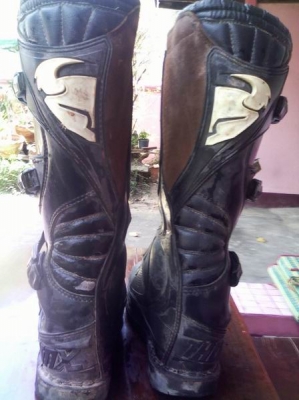 ขายรองเท้าthor เบอร์11 สีดำ 2500 รวมส่ง พกง+เพิ่ม 100 ขายรองเท้าthor เบอร์11 สีดำ 2500 รวมส่ง พกง+เพิ่ม 100