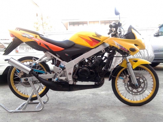 ขออนุญาติขาย  HONDA LS 125D NEW สีเหลืองดำ ล้อทอง