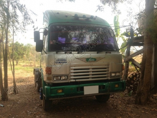 รถบรรทุก 10 ล้อหัวลาก ยี่ห้อ HINO พร้อมหาง
