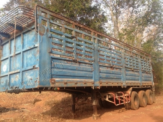รถบรรทุก 10 ล้อหัวลาก ยี่ห้อ HINO พร้อมหาง