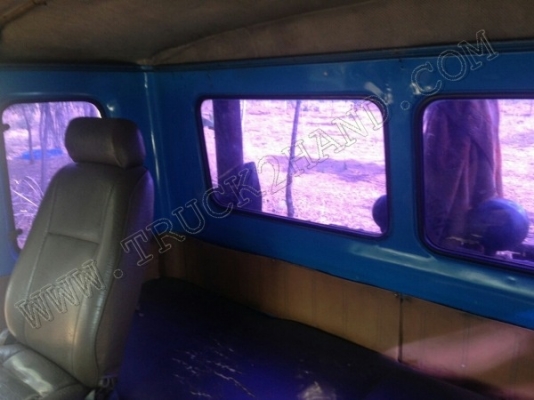 รถบรรทุก 10 ล้อหัวลาก ยี่ห้อ HINO พร้อมหาง