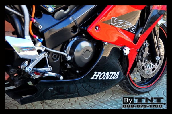 <TNT>ขาย Honda VFR(NC-30) 400 cc./ปี92/ทะเบียนแท้/แฟริ่งแต่ง..สวยมากๆ>>>คับ