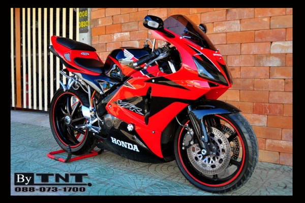 <TNT>ขาย Honda VFR(NC-30) 400 cc./ปี92/ทะเบียนแท้/แฟริ่งแต่ง..สวยมากๆ>>>คับ