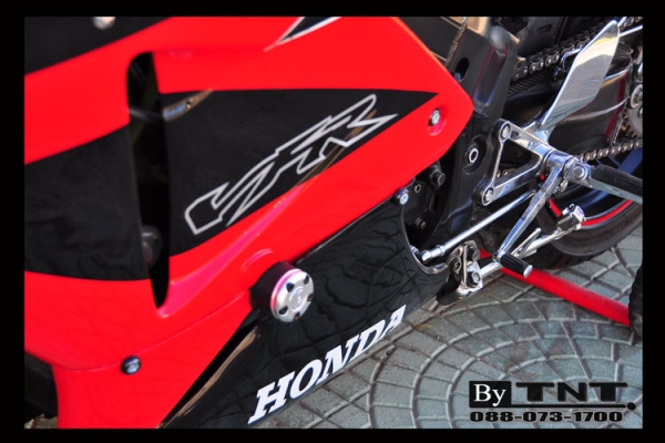 <TNT>ขาย Honda VFR(NC-30) 400 cc./ปี92/ทะเบียนแท้/แฟริ่งแต่ง..สวยมากๆ>>>คับ