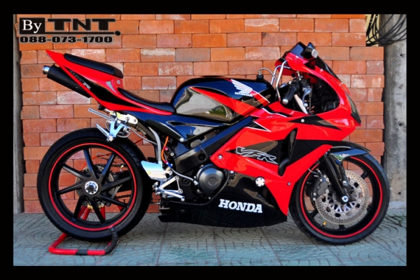 <TNT>ขาย Honda VFR(NC-30) 400 cc./ปี92/ทะเบียนแท้/แฟริ่งแต่ง..สวยมากๆ>>>คับ