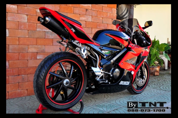 <TNT>ขาย Honda VFR(NC-30) 400 cc./ปี92/ทะเบียนแท้/แฟริ่งแต่ง..สวยมากๆ>>>คับ