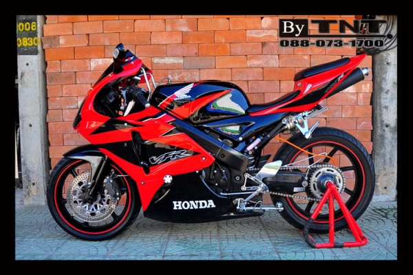 <TNT>ขาย Honda VFR(NC-30) 400 cc./ปี92/ทะเบียนแท้/แฟริ่งแต่ง..สวยมากๆ>>>คับ