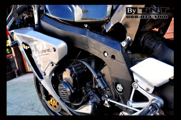 <TNT>ขาย Honda CBR(NC-23) 400 cc./ปี89/ทะเบียนแท้/แฟริ่งแต่ง..สวยๆ>>>คับ