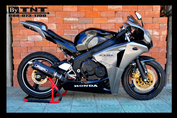 <TNT>ขาย Honda CBR(NC-23) 400 cc./ปี89/ทะเบียนแท้/แฟริ่งแต่ง..สวยๆ>>>คับ