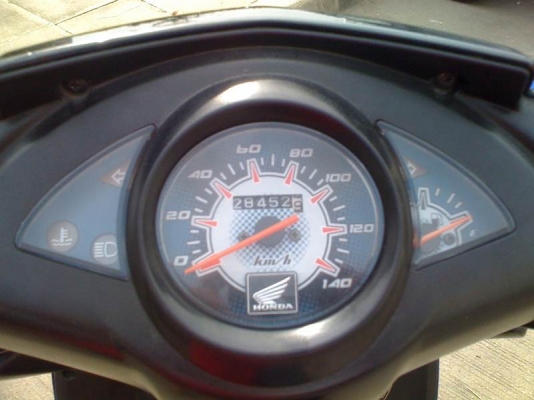 ขอขาย คลิ๊ก ราคาถูกครับ ปี 51 ด่วน !