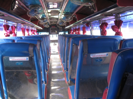 ขาย 750,000 บัสคัสซีเบนซ์ เครื่องกลาง เครื่องนิสสัน ขาย 750,000 บัสคัสซีเบนซ์ เครื่องกลาง เครื่องนิสสัน