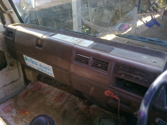 ขายด่วน 6 ล้อดคั้มพ์ Hino KM777 เครื่อง 177 แรง