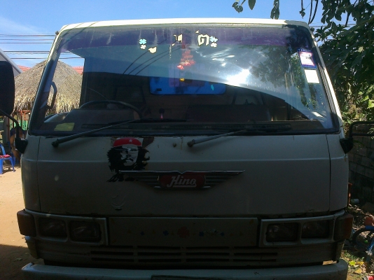 ขายด่วน 6 ล้อดคั้มพ์ Hino KM777 เครื่อง 177 แรง