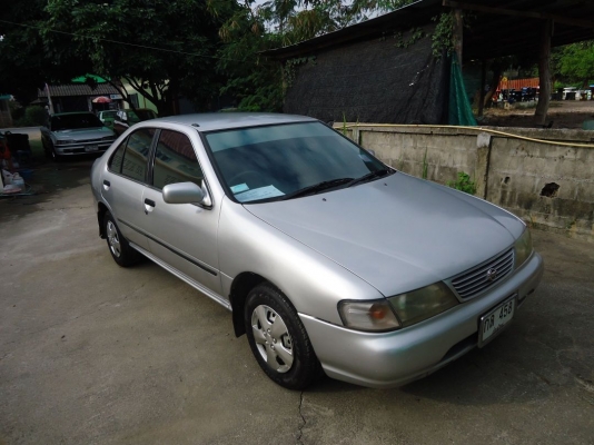 ขาย nissan saloon สีเทาสวยๆ ราคา 98,000 บาท พร้อมโอน +++++++++