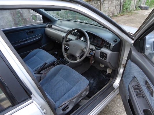 ขาย nissan saloon สีเทาสวยๆ ราคา 98,000 บาท พร้อมโอน +++++++++ ขาย nissan saloon สีเทาสวยๆ ราคา 98,000 บาท พร้อมโอน +++++++++