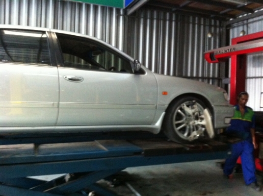 รถบ้านผู้หญิงใช้NISSAN,CEFIRO ตัวTopสุดท้าย A32 ปี2001+LPG