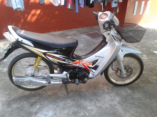 HONDA WAVE125 รถปี46 เอกสารครบทะเบียนไม่ขาด