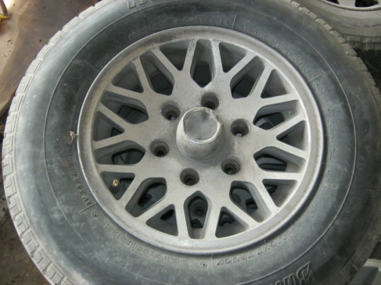 แม็กพร้อมยางชุดละ 3,800 บาทเท่านั้น แม็กพร้อมยางชุดละ 3,800 บาทเท่านั้น