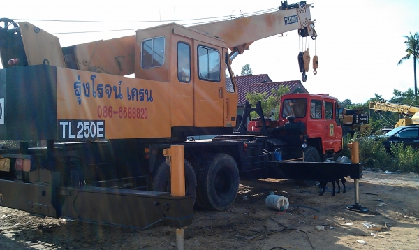 ขาย รถเครน 10 ล้อ TADANO TL-200 M3 ขาย รถเครน 10 ล้อ TADANO TL-200 M3