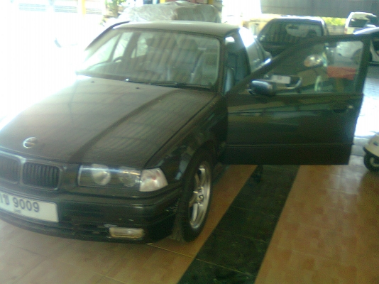 ฝากขายBMW318i สวยเดิมเจ้าของใช้มือเดียวไม่เคยติดแก็ส ฝากขายBMW318i สวยเดิมเจ้าของใช้มือเดียวไม่เคยติดแก็ส