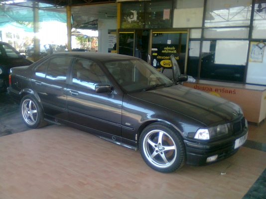 ฝากขายBMW318i สวยเดิมเจ้าของใช้มือเดียวไม่เคยติดแก็ส ฝากขายBMW318i สวยเดิมเจ้าของใช้มือเดียวไม่เคยติดแก็ส