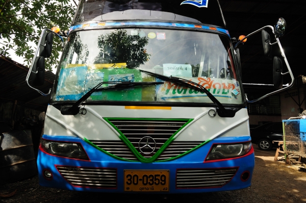 ขายรถบัสไม่ประจำทาง