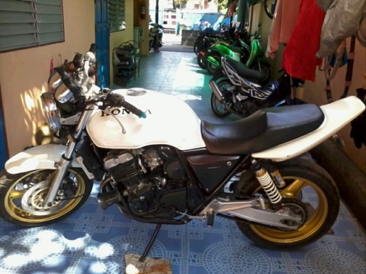 ธารนนทบุรี//ขายSuper4 ปี 93 ท้ายแต่ง สวยๆ ราคา 57,000 บาท (อินวอยน์+สรรพสามิต)