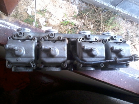 ขาย คาร์บู ซูซูกิ 400 ไม่ทราบรุ่นที่แน่ชัด ครับ ขาย คาร์บู ซูซูกิ 400 ไม่ทราบรุ่นที่แน่ชัด ครับ