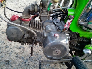 ขาย a100  ราคา 12500 เครื่องเวฟ มาก่อนเอาไป  มาก่อนได้ก่อน อยากขายออก ราคานี้ผมส่งให้ถึงบ้าน 12500 บาท