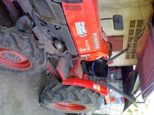 รถไถ 34 แรง อุปกรณ์3 ชิ้น ทำงานน้อยชั่วโมง