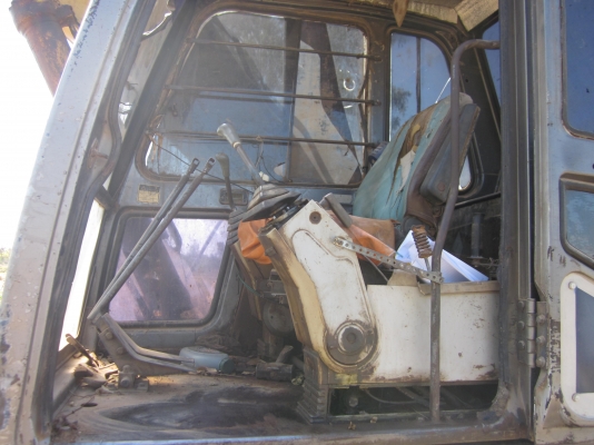 ขายด่วนแบคโฮ KOBELCO SK200 MARK /// รถพร้อมใช้งาน ราคาคุยกัน 081-0621937 เจ้าของขายเอง