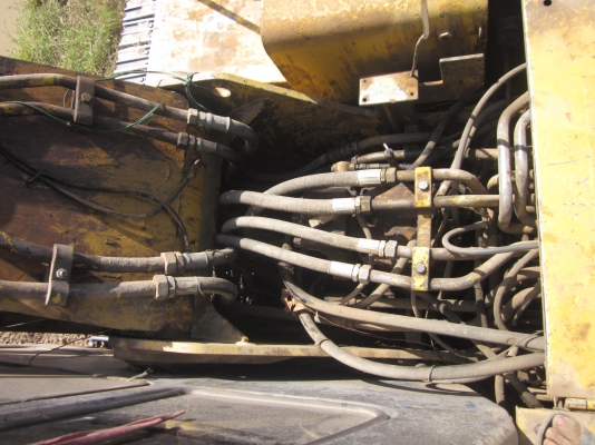 ขายด่วนแบคโฮ KOBELCO SK200 MARK /// รถพร้อมใช้งาน ราคาคุยกัน 081-0621937 เจ้าของขายเอง