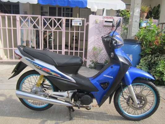 ขายด่วน wave100sปี49รถบ้านเครื่องดีเดิมๆทะเบียน-โอน