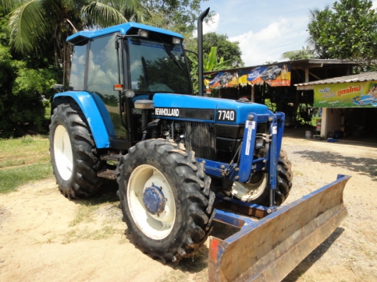 ขายรถไถ ฟอร์ด NEW HOLLAND 7740