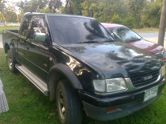 รถได้เดิมบางตะเข็บเดิมทั้งคัน สียังสวยบางแต่ไม่ได้ล้างมีบุบนิดหน่อยที่ฝาท้าย ภายในทำความสอาดก้สวยกระจกไฟฟ้าติดตั้ง พาวเวอร์ รับประกันว่าเดิมๆเครื่องดีไม่ไอโฟร์ใช้งานได้ปกติ ฟันธงพร้อมโอน