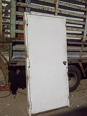 ขาย..ประตูเหล็กพร้อมวงกบ