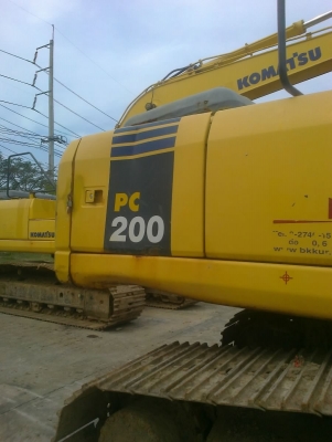 ขายด่วน  KOMATSU  PC200-7   รถนอกนำเข้าจากญี่ปุ่น