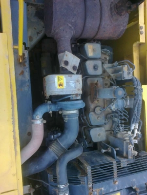 ขายด่วน  KOMATSU  PC200-7   รถนอกนำเข้าจากญี่ปุ่น