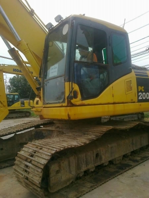 ขายด่วน  KOMATSU  PC200-7   รถนอกนำเข้าจากญี่ปุ่น