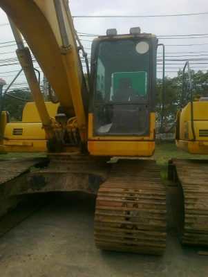 ขายด่วน  KOMATSU  PC200-7   รถนอกนำเข้าจากญี่ปุ่น