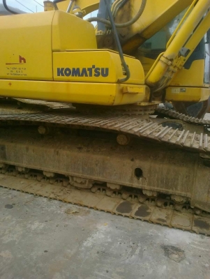 ขายด่วน  KOMATSU  PC200-7   รถนอกนำเข้าจากญี่ปุ่น