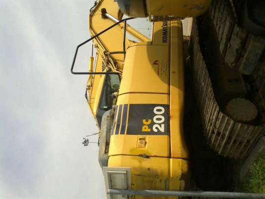 ขายด่วน  KOMATSU  PC200-7   รถนอกนำเข้าจากญี่ปุ่น