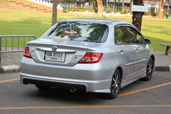 ++++ ขายhonda cityv-tec 2004 เกียร์ธรรมดา บอร์นเงิน++++