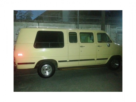 Chevrolet Chevy van 2.0 รถมือสองราคาถูกๆ Chevrolet Chevy van 2.0 รถมือสองราคาถูกๆ