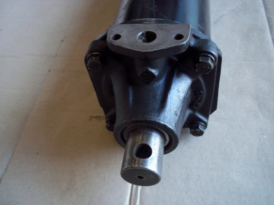 ต้องการขาย กระบอกดั้มเล็ก ของใหม่ไม่เคยใช้งาน เก็บเก่า ขายด่วน ราคา 5300