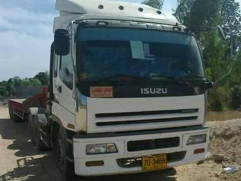 ISUZU DECA 275 HP 6RB1 รถสิบล้อหัวลาก หัวสามใบปัดสภาพสวย เครื่องแน่นแรงดีไม่มีเยิ้ม ภายในสวยครบพร้อม แอร์ พวงมาลัยเพาเวอร์ เบรคทริ๊ปฟี้ ระบบไฟฟ้าระบบไฮดรอลิกส์สภาพดีทั่วคันพร้อมต่อพ่วงพร้อมใช้งาน ช่วงล่างคัชซีสวยมาก ยางสภาพดีประมาณ 70\% พร้อมใช้งาน เอกสารท
