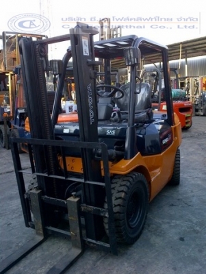 ขาย รถโฟล์คลิฟท์ TOYOTA รุ่น 7FG-25